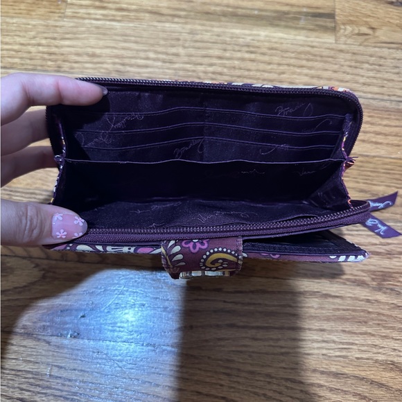 Vera Bradley pursue and wallet set - Picture 12 of 14